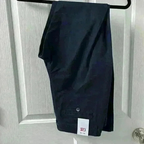 Cutter& Buck chino pants  - Picture 1 of 3